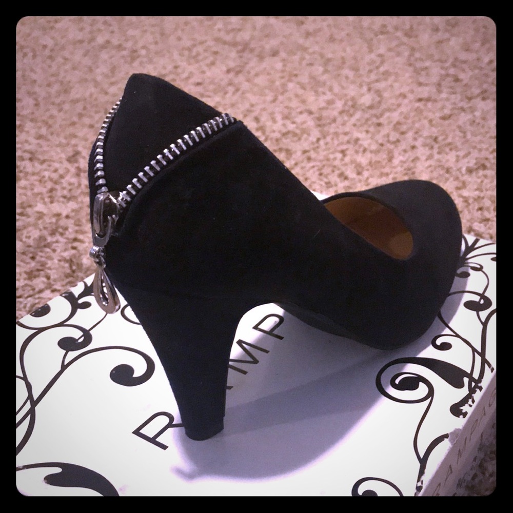 Zipper detail heels
